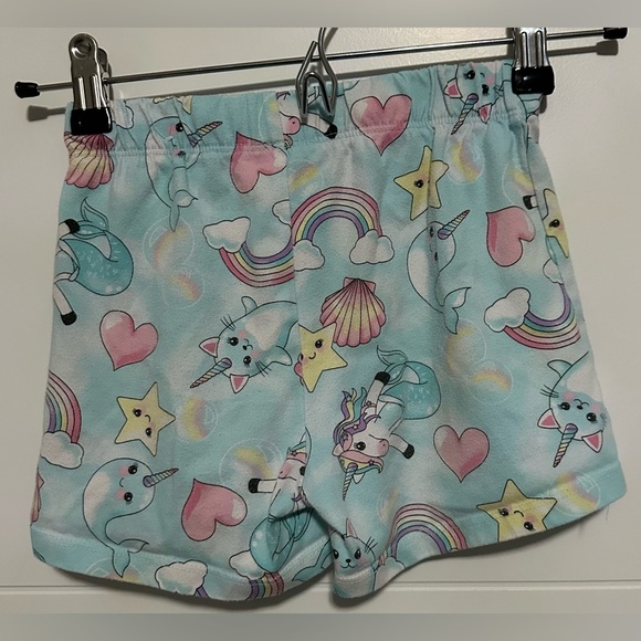 đThe Children's Place: Girls Shorts -Size Mediumđ - Picture 2 of 4